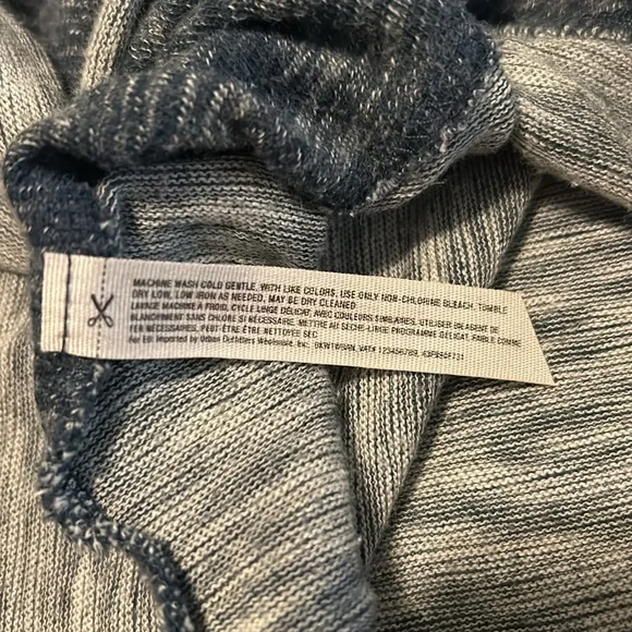 FP Free People Beach Cocoon Cowl Pullover One Size - Picture 12 of 12